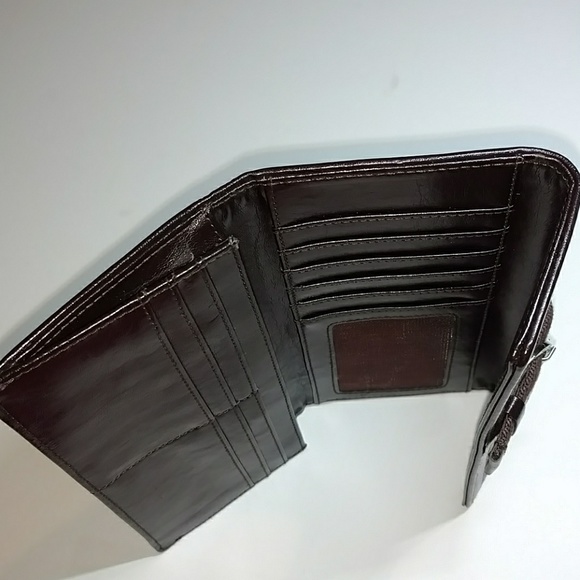 UNITED COLORS OF BENETTON TRIFOLD WALLET - Picture 5 of 8